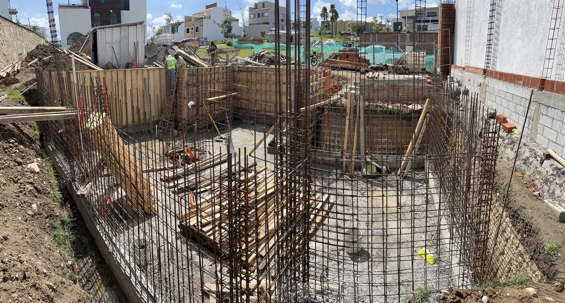 Cimentación de una casa residencial en construcción en Puebla, obra de Prisma Habita